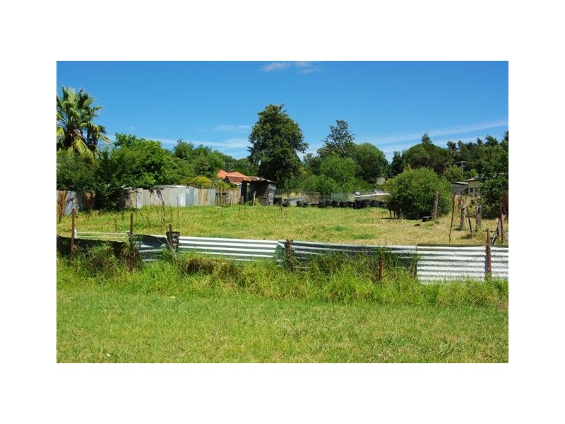 10 Naroogal Street, Mumbil NSW 2820