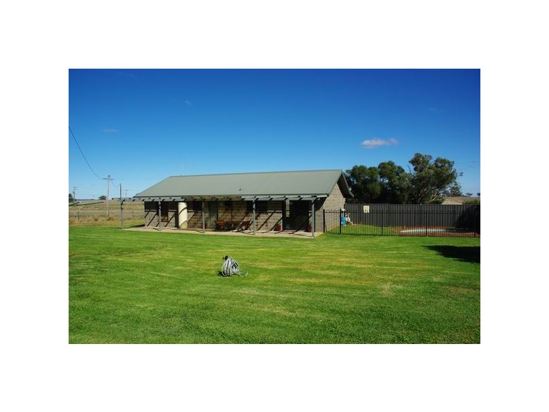 19 Church Street, Bodangora NSW 2820