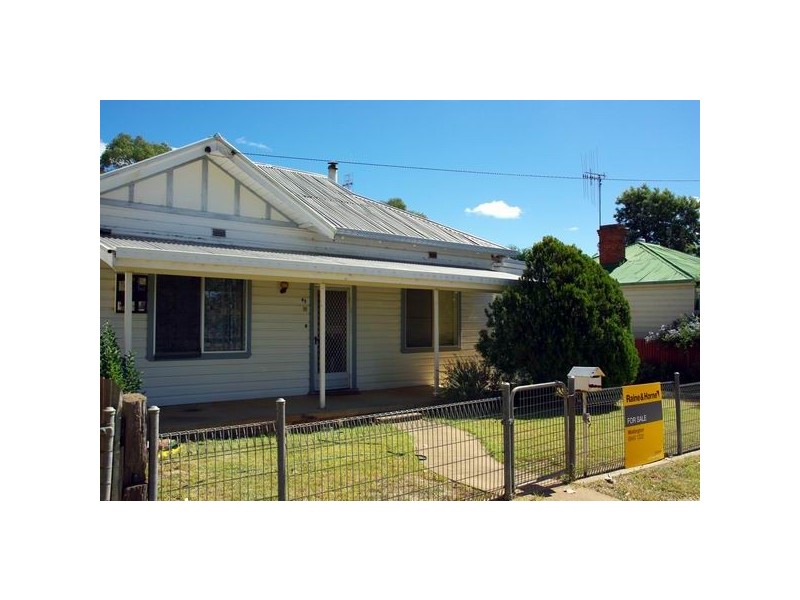 45 Simpson Street, Wellington NSW 2820