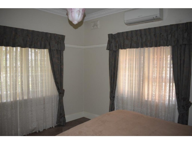 87 Gisborne Street, Wellington NSW 2820