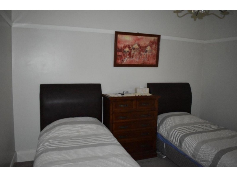 87 Gisborne Street, Wellington NSW 2820