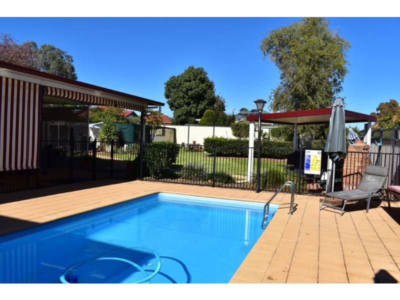 87 Gisborne Street, Wellington NSW 2820
