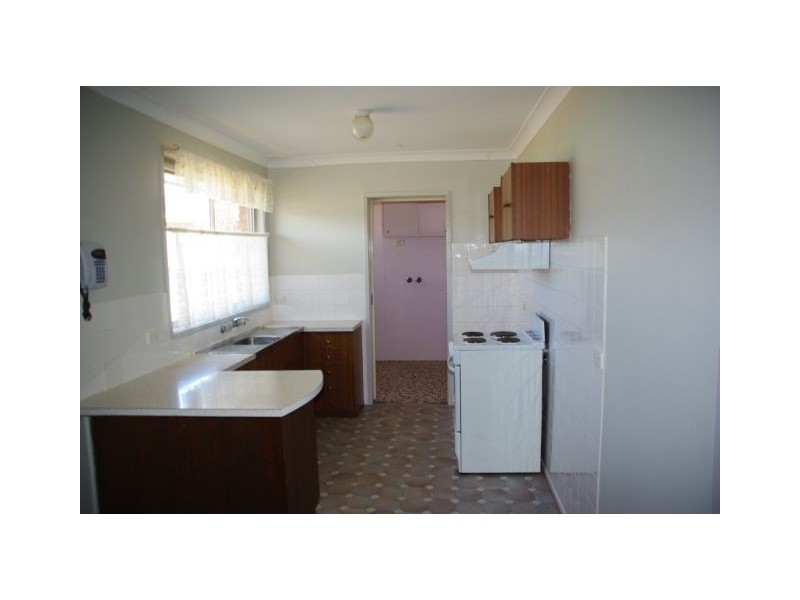4 William Street, Wellington NSW 2820