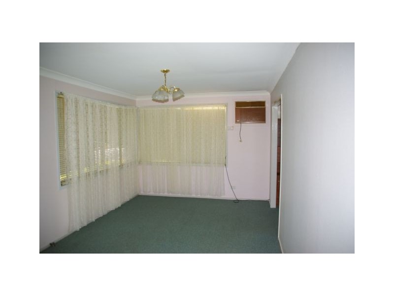 4 William Street, Wellington NSW 2820