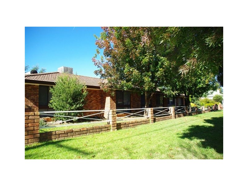 8 Ford, Wellington NSW 2820