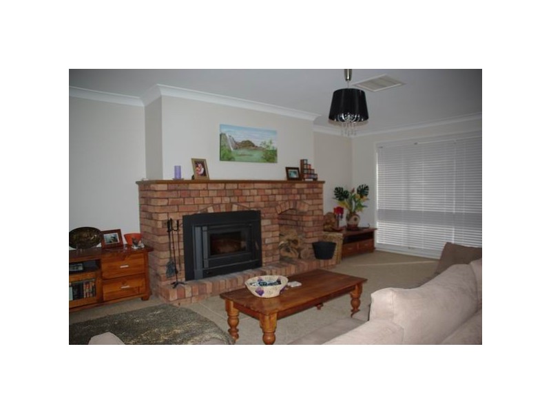 8 Ford, Wellington NSW 2820