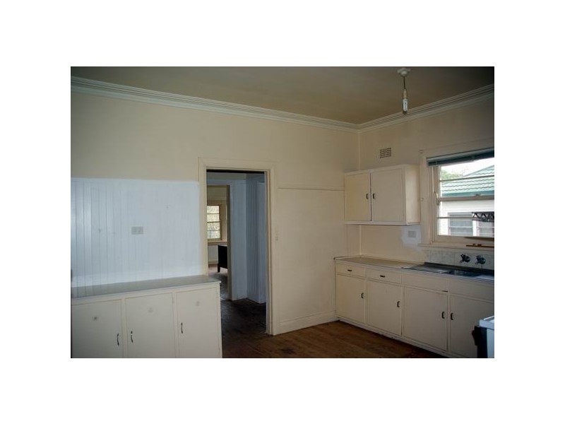 73 Simpson Street, Wellington NSW 2820