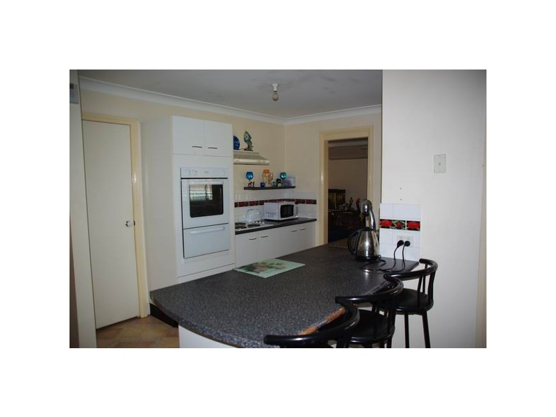 40 Barton Street, Wellington NSW 2820