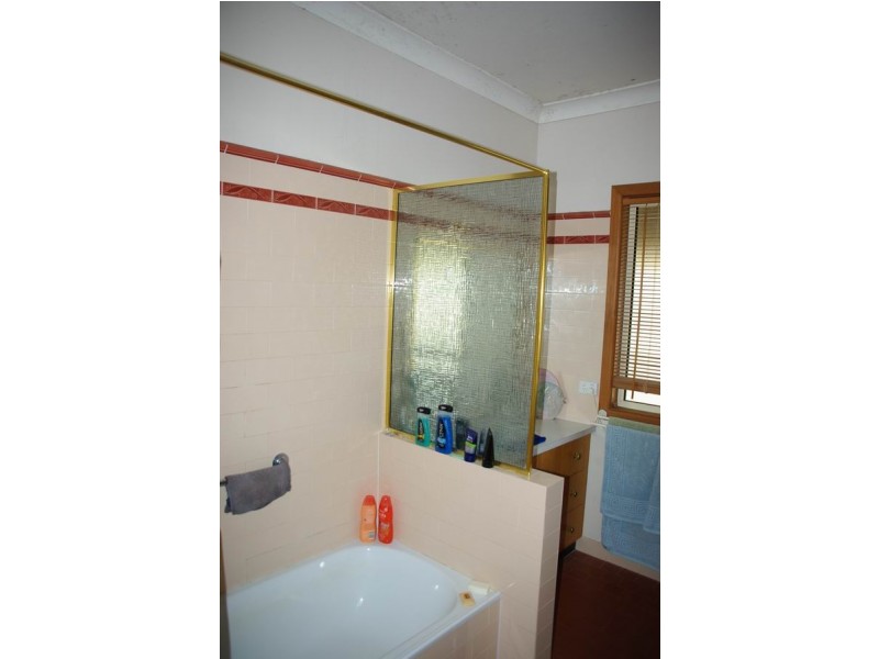 7 Sutton Street, Wellington NSW 2820