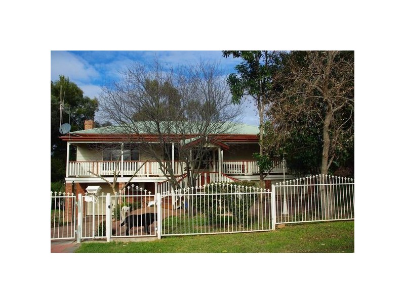 7 Sutton Street, Wellington NSW 2820