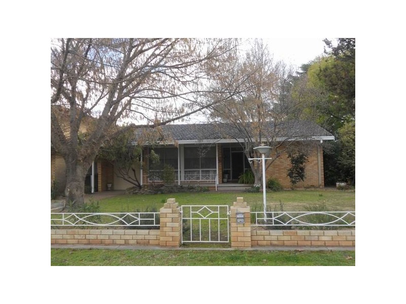 14 Raymond Street, Wellington NSW 2820