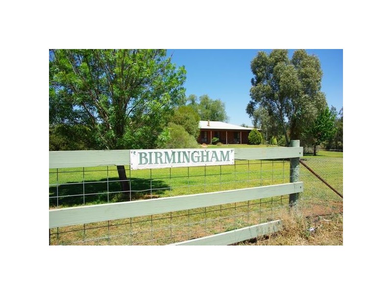 116 Falls Road, Wellington NSW 2820