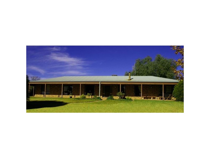 116 Falls Road, Wellington NSW 2820