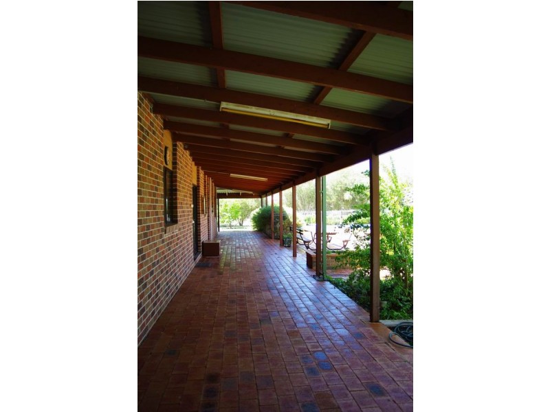 116 Falls Road, Wellington NSW 2820