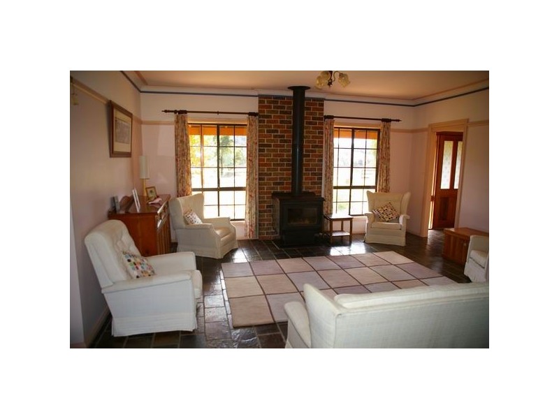 116 Falls Road, Wellington NSW 2820