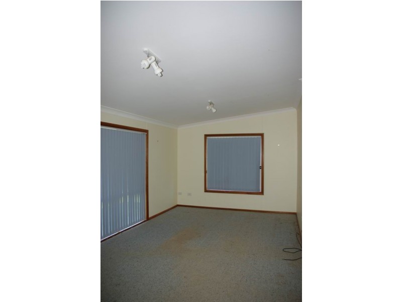 80 Simpson Street, Wellington NSW 2820