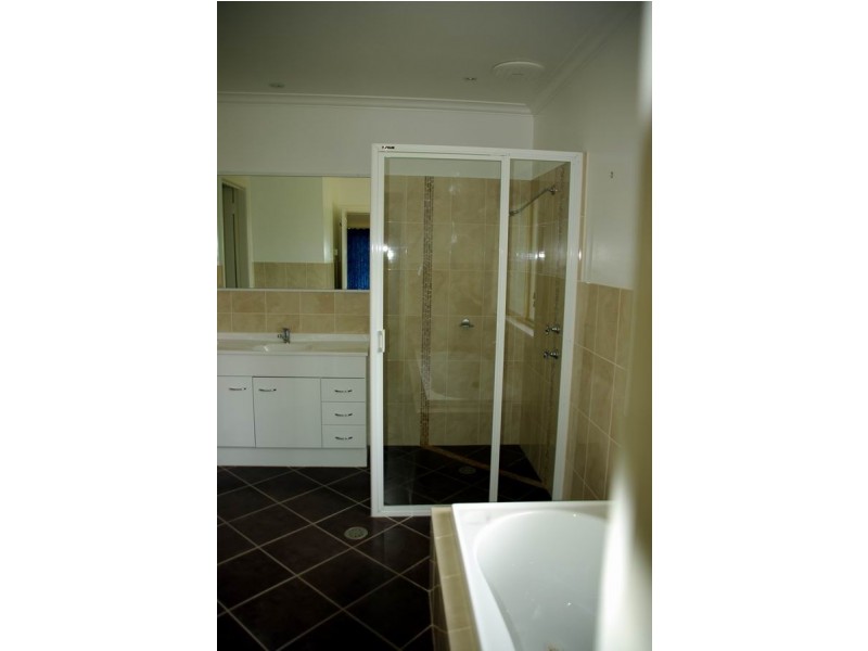 10 Sutton Street, Wellington NSW 2820