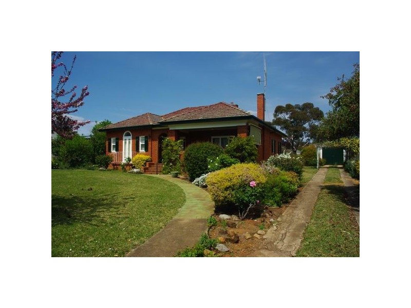 103 Gisborne Street, Wellington NSW 2820