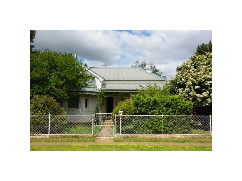 89 Whiteley Street, Wellington NSW 2820