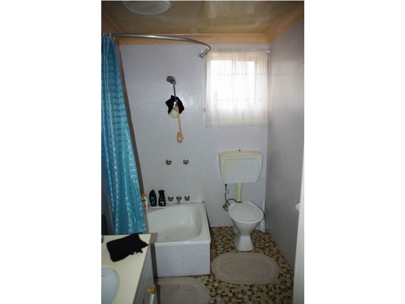 13 Short Street, Wellington NSW 2820