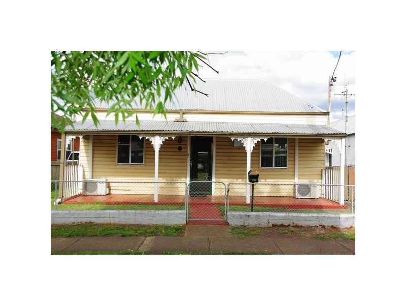 22 Percy Street, Wellington NSW 2820