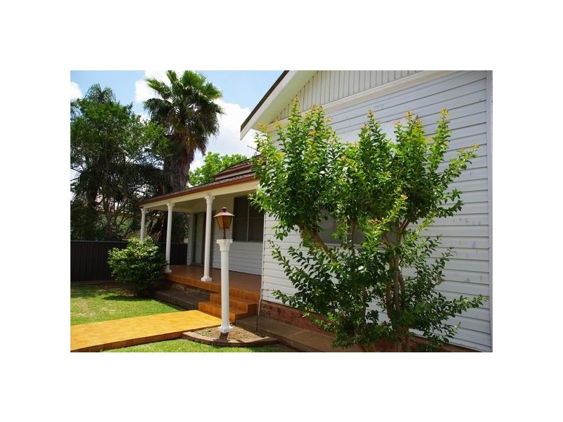 68 Maxwell Street, Wellington NSW 2820