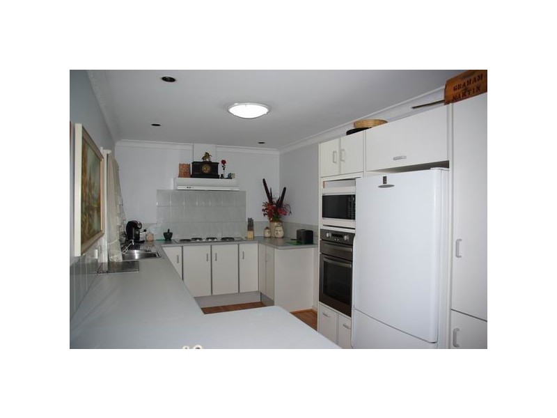 17 Montefiores Street, Wellington NSW 2820