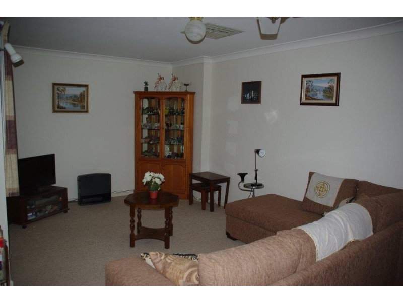 3/59 Whiteley Street, Wellington NSW 2820