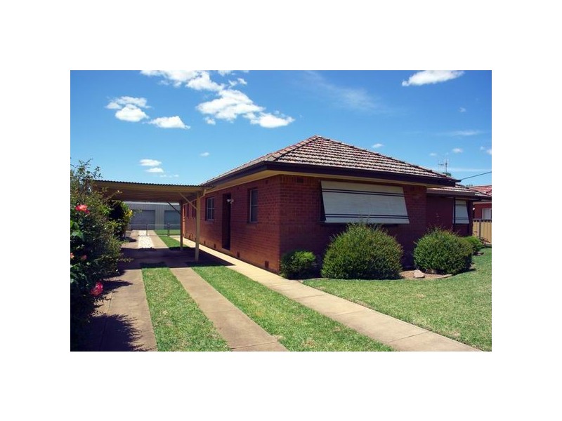 58 Raymond Street, Wellington NSW 2820