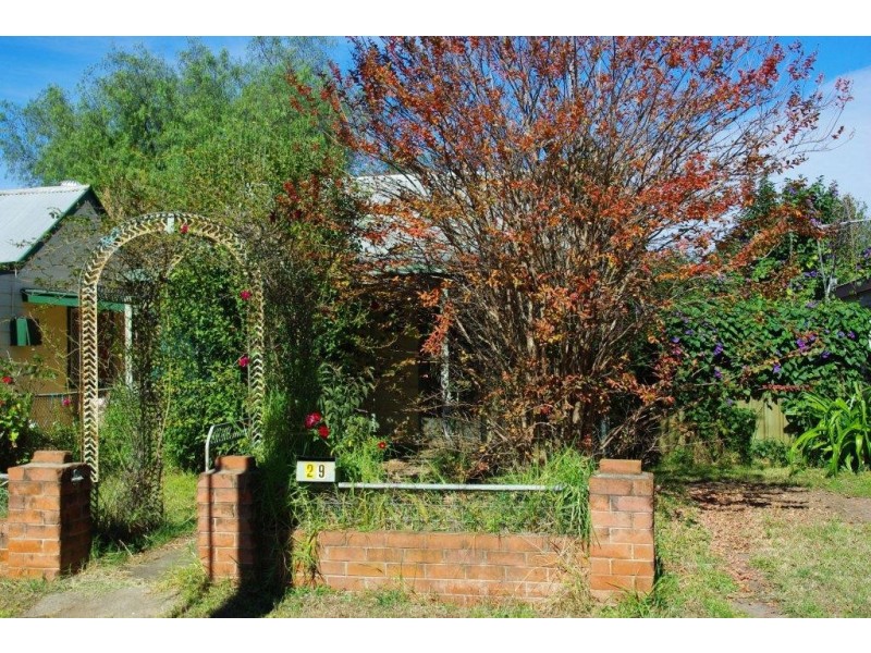 29 Gobolion Street, Wellington NSW 2820