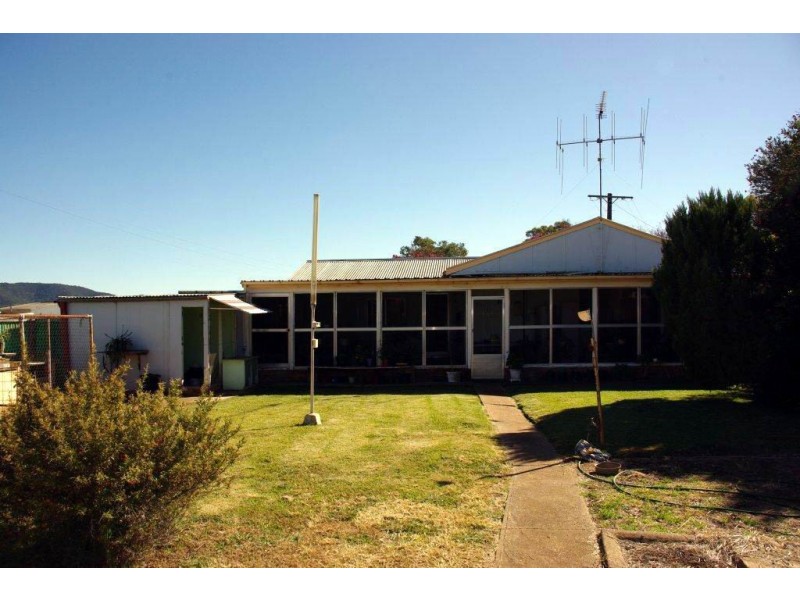 29 Charles Street, Wellington NSW 2820