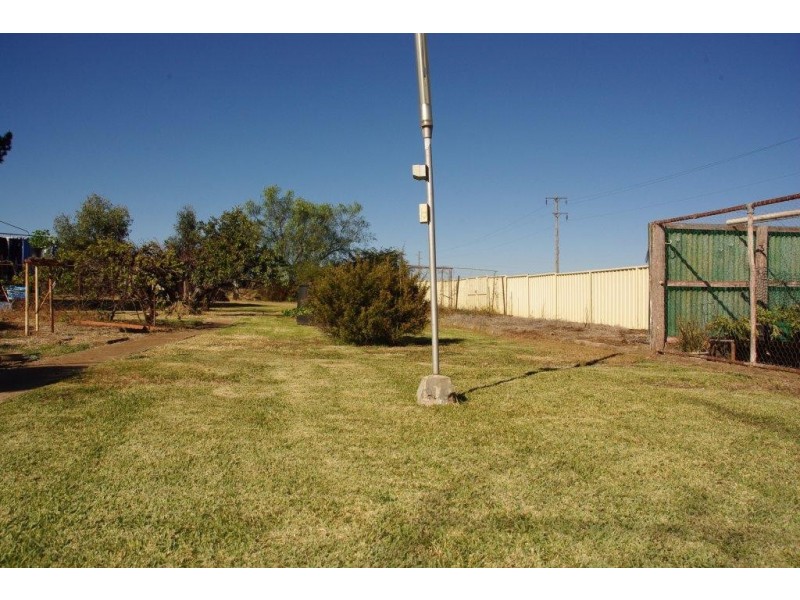 29 Charles Street, Wellington NSW 2820