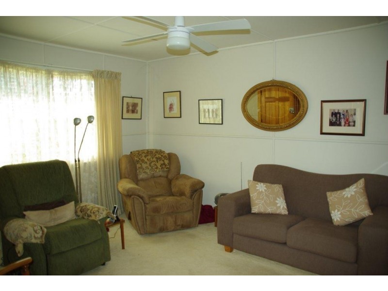 29 Charles Street, Wellington NSW 2820