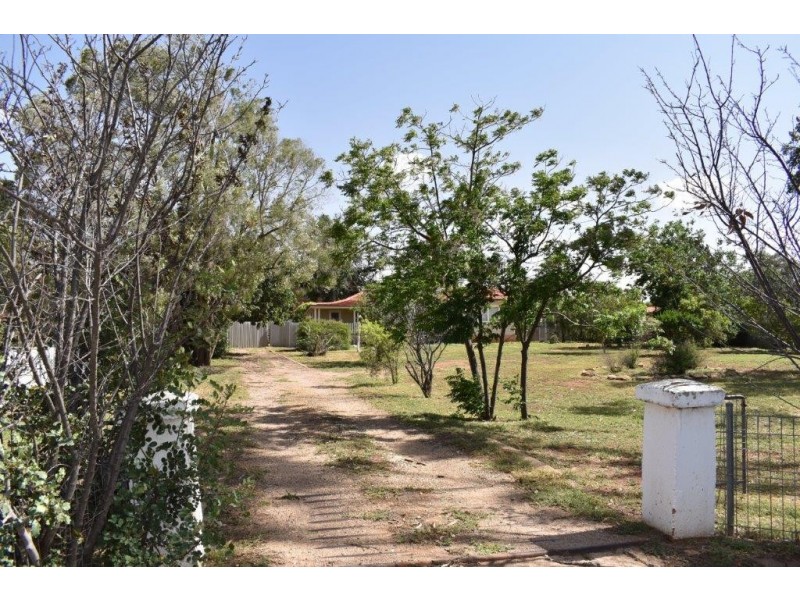 159 Gisborne Street, Wellington NSW 2820