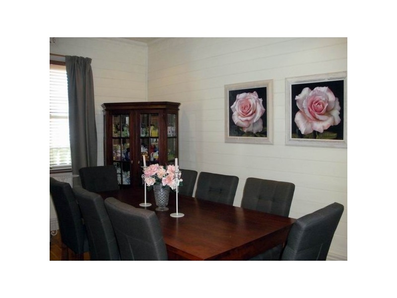 64 Simpson Street, Wellington NSW 2820