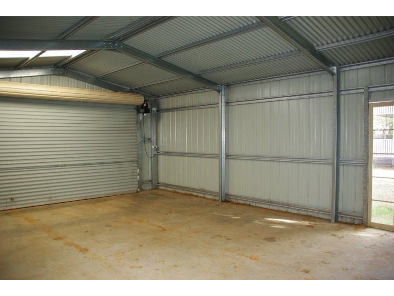 64 Simpson Street, Wellington NSW 2820