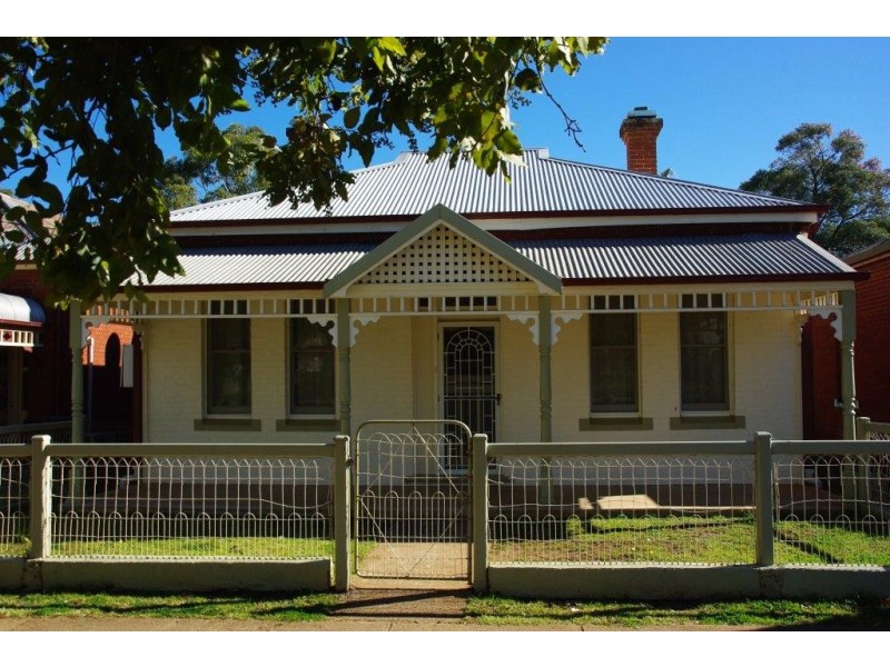 85 Simpson Street, Wellington NSW 2820