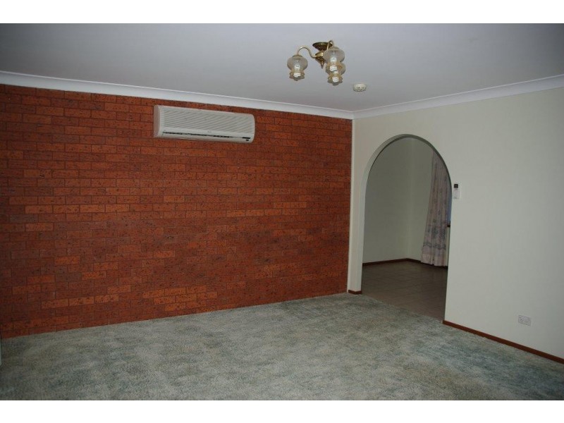 122-126 Simpson Street, Wellington NSW 2820