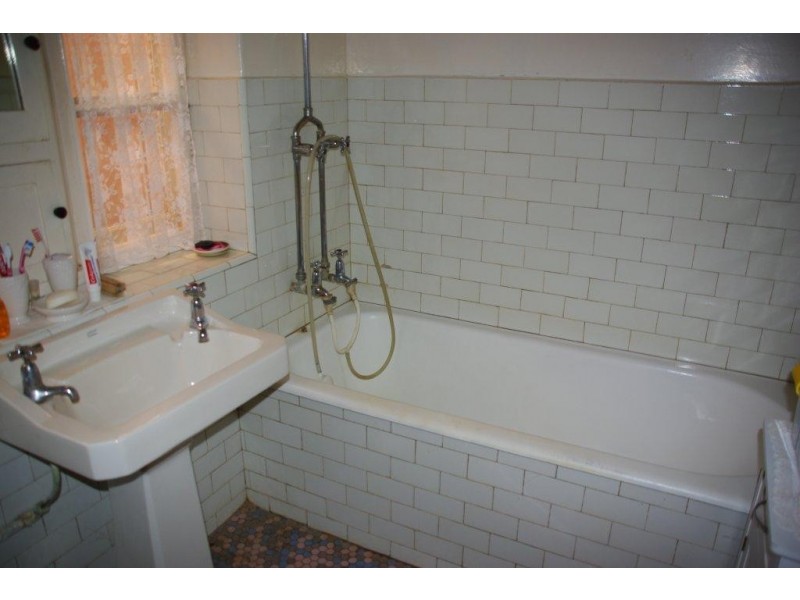 12 Bank Street, Wellington NSW 2820