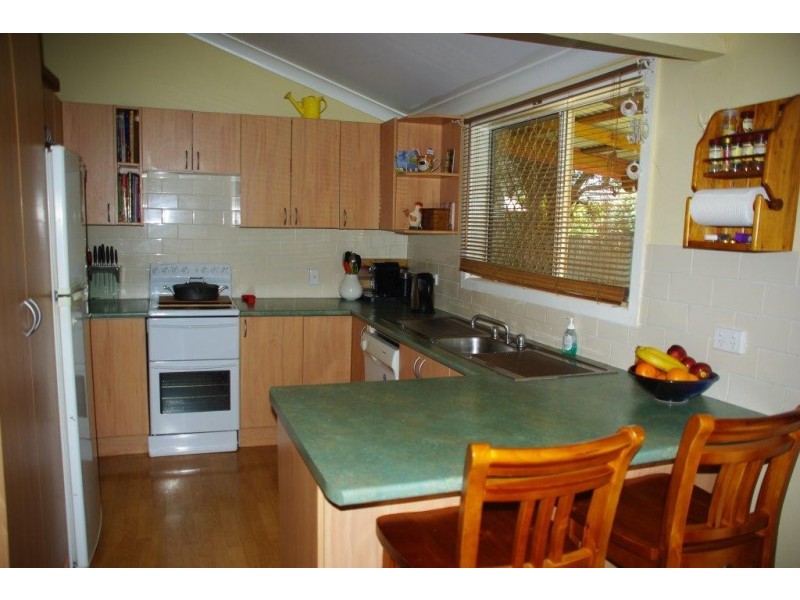 49 Simpson Street, Wellington NSW 2820