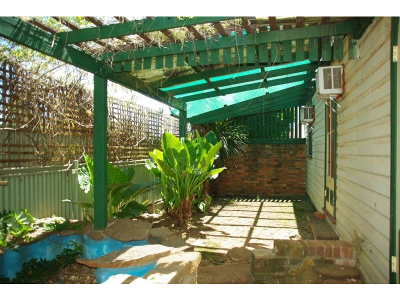 70 Simpson Street, Wellington NSW 2820