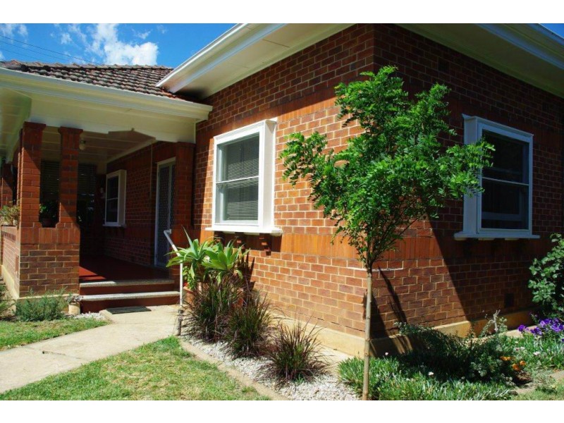 53 Raymond Street, Wellington NSW 2820