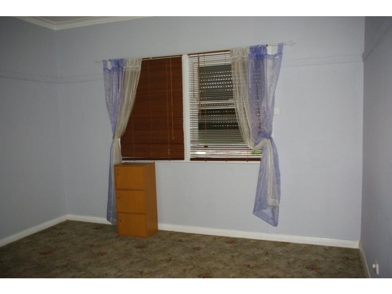 37 Clive Street, Wellington NSW 2820