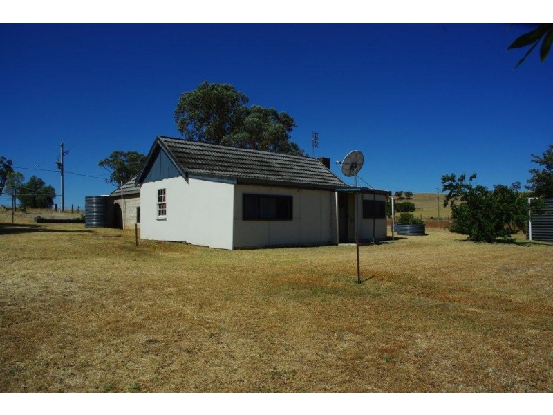 9 Spicers Street, Bodangora NSW 2820
