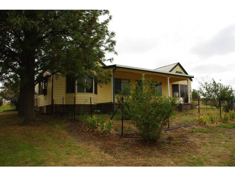 7 Pindari Grove, Montefiores NSW 2820