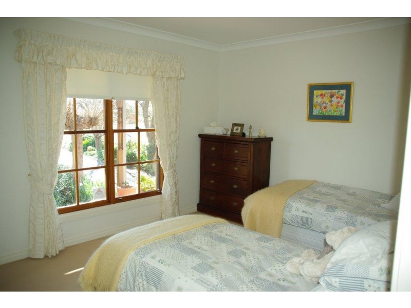 49 Montefiores Street, Wellington NSW 2820