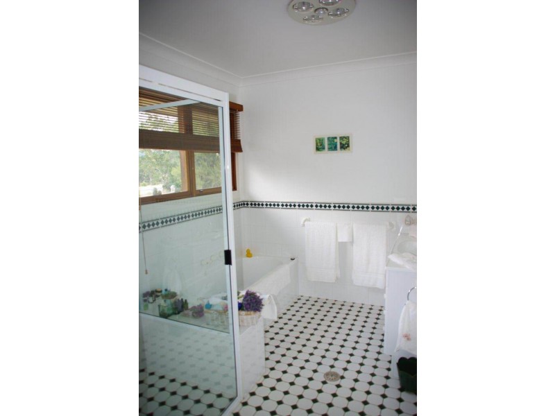 49 Montefiores Street, Wellington NSW 2820