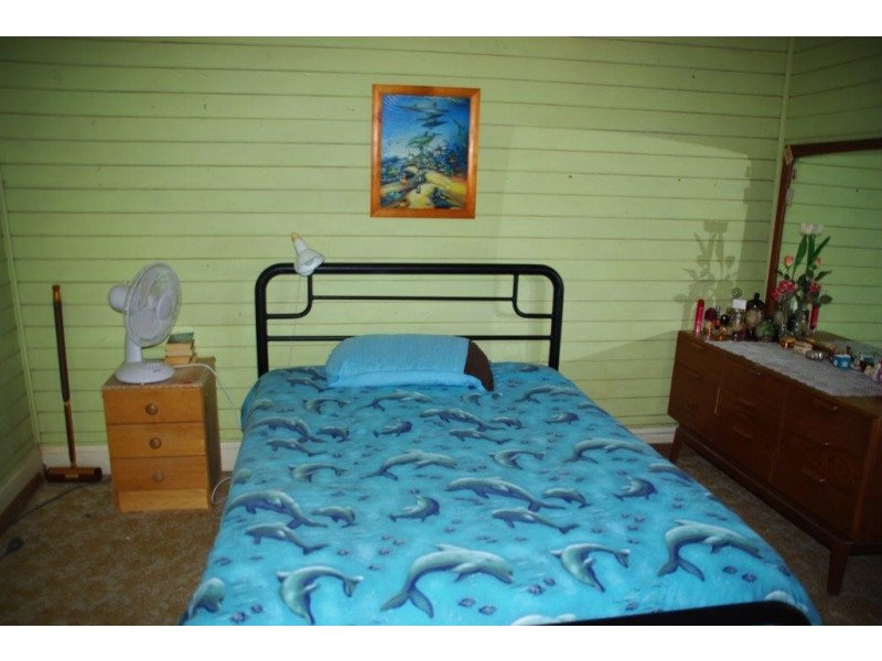 8 Railway Avenue, Wellington NSW 2820