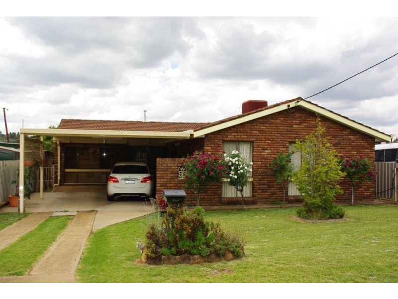16 Reid Street, Wellington NSW 2820