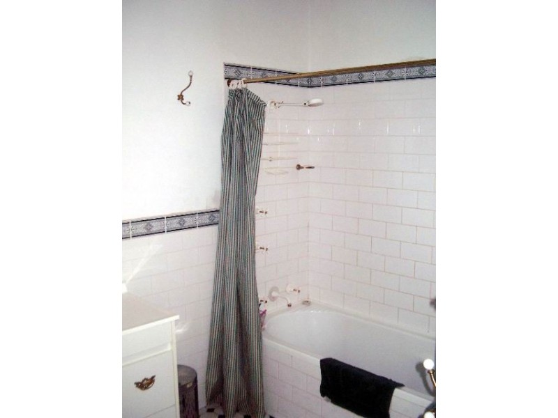 67 Simpson Street, Wellington NSW 2820